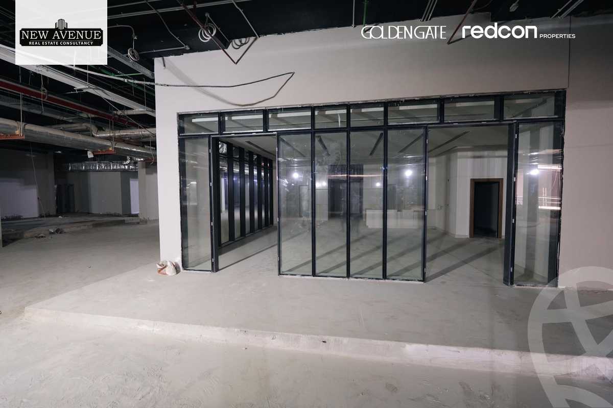https://aqarmap.com.eg/ar/listing/6357152-for-sale-cairo-new-cairo-compounds-golden-gate-redcon