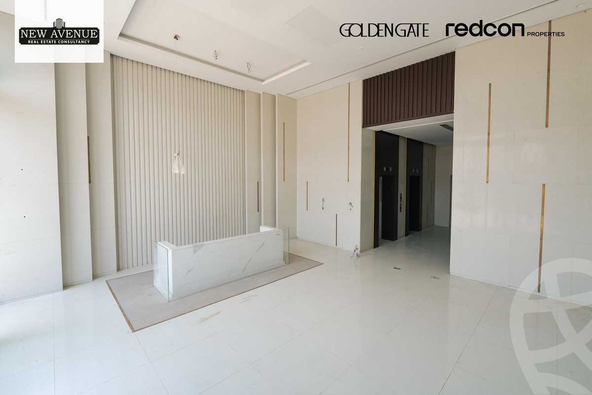 https://aqarmap.com.eg/ar/listing/6357152-for-sale-cairo-new-cairo-compounds-golden-gate-redcon