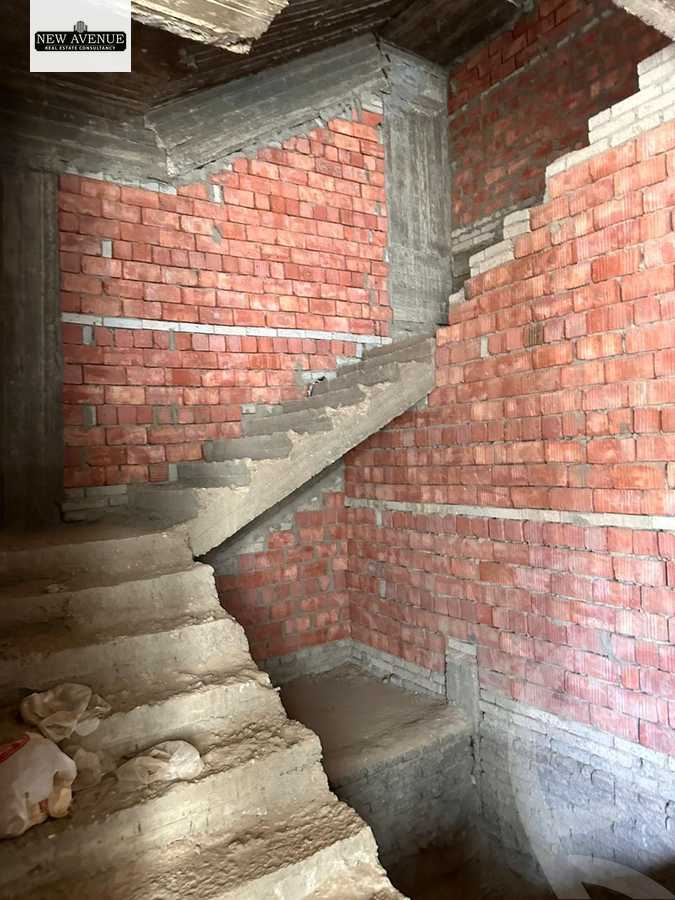 https://aqarmap.com.eg/ar/listing/6357306-for-sale-cairo-new-cairo-compounds-blm-hylz-nyw-kyrw
