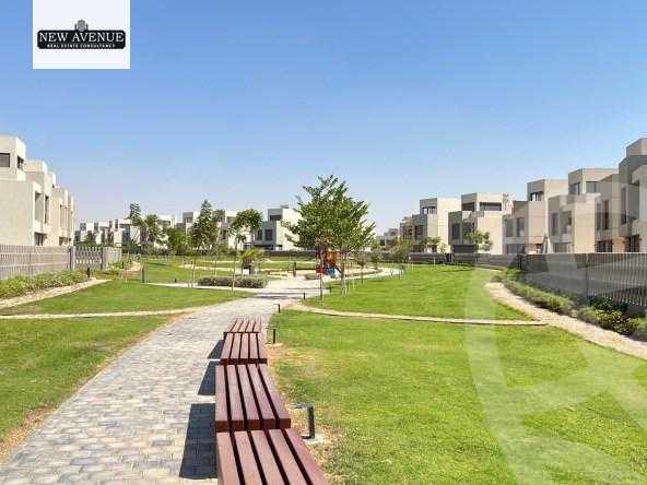 https://aqarmap.com.eg/ar/listing/6357387-for-sale-cairo-el-shorouk-compounds-al-burouj-compound-imkan