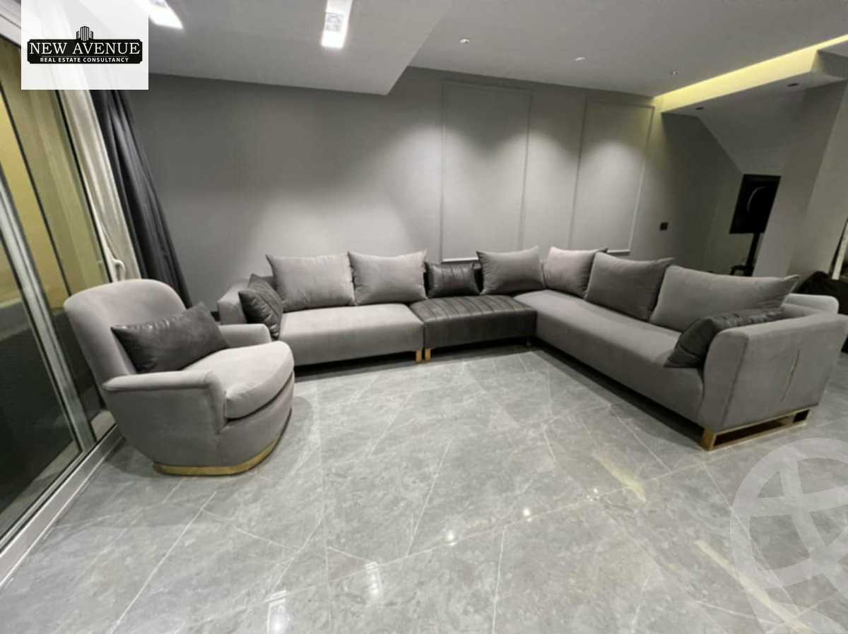 https://aqarmap.com.eg/ar/listing/6358551-for-sale-cairo-new-cairo-compounds-mountain-view-hyde-park