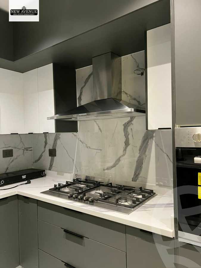 https://aqarmap.com.eg/ar/listing/6358551-for-sale-cairo-new-cairo-compounds-mountain-view-hyde-park