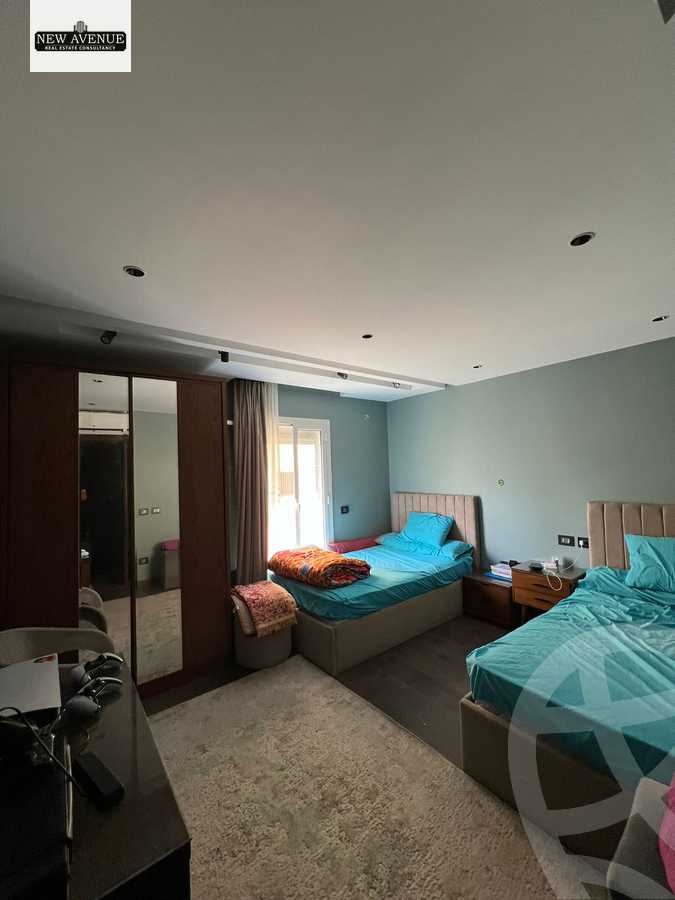 https://aqarmap.com.eg/ar/listing/6358551-for-sale-cairo-new-cairo-compounds-mountain-view-hyde-park