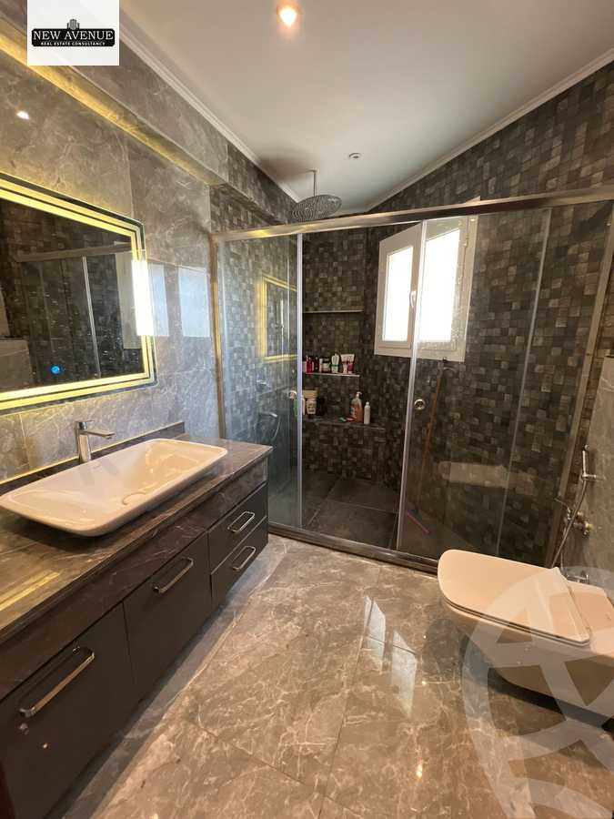 https://aqarmap.com.eg/ar/listing/6358551-for-sale-cairo-new-cairo-compounds-mountain-view-hyde-park