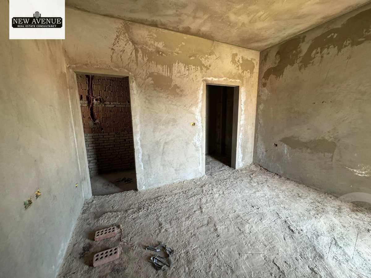 https://aqarmap.com.eg/en/listing/6358556-for-sale-cairo-new-cairo-compounds-el-patio-oro