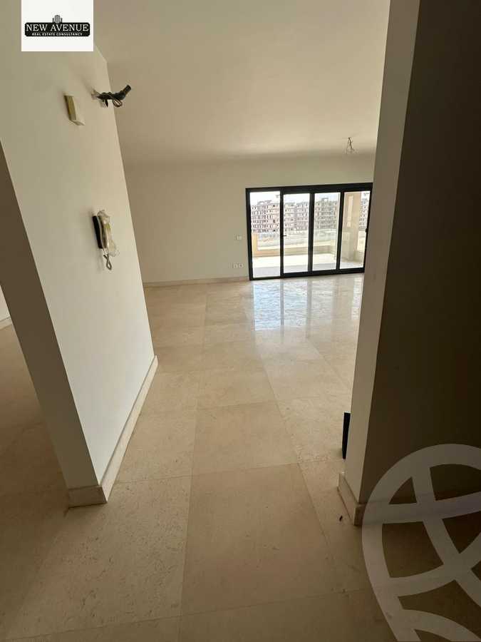 https://aqarmap.com.eg/ar/listing/6359160-for-sale-cairo-el-shorouk-compounds-al-burouj-compound-imkan
