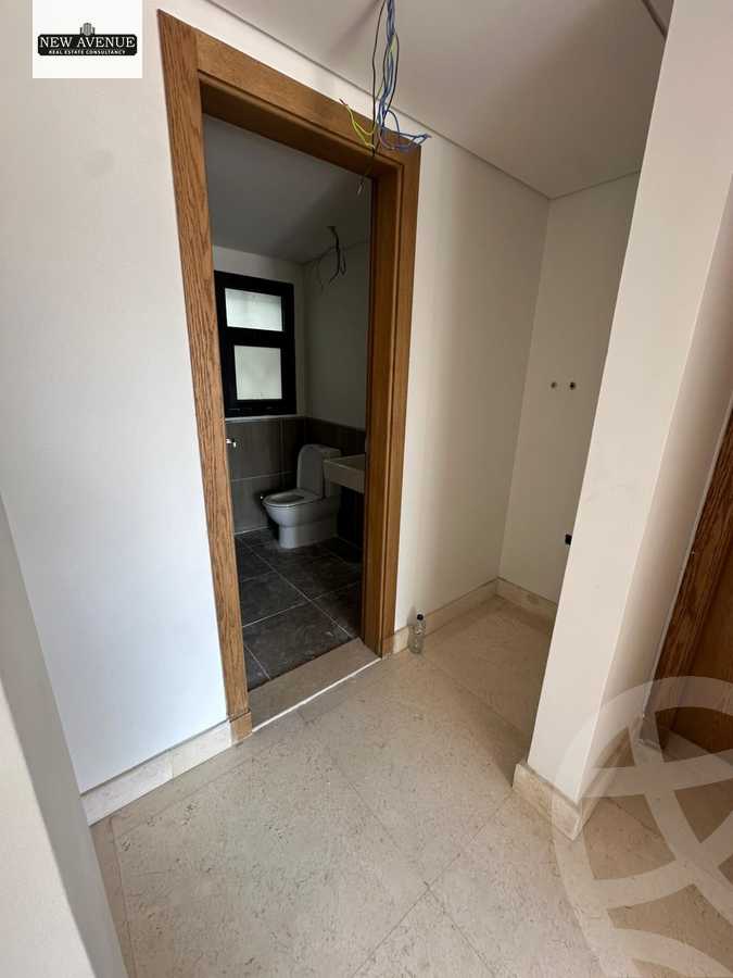 https://aqarmap.com.eg/ar/listing/6359160-for-sale-cairo-el-shorouk-compounds-al-burouj-compound-imkan