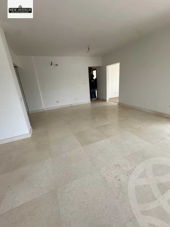 https://aqarmap.com.eg/ar/listing/6359160-for-sale-cairo-el-shorouk-compounds-al-burouj-compound-imkan