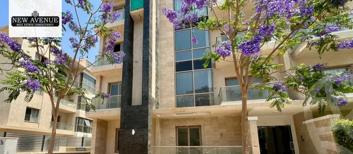 https://aqarmap.com.eg/en/listing/6359706-for-sale-cairo-new-cairo-compounds-moon-valley