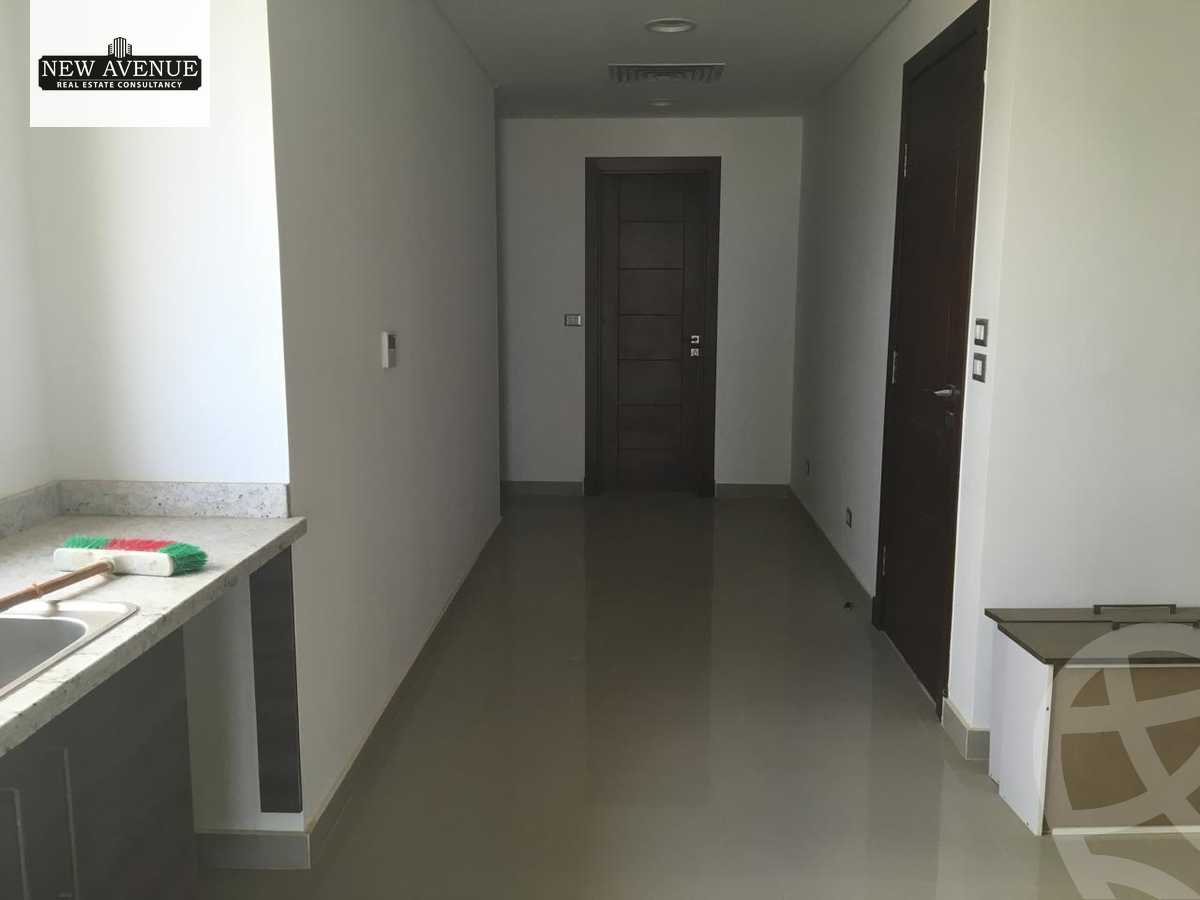 https://aqarmap.com.eg/ar/listing/6360477-for-sale-cairo-el-sheikh-zayed-city-compounds-kmbwnd-ljry-swdyk