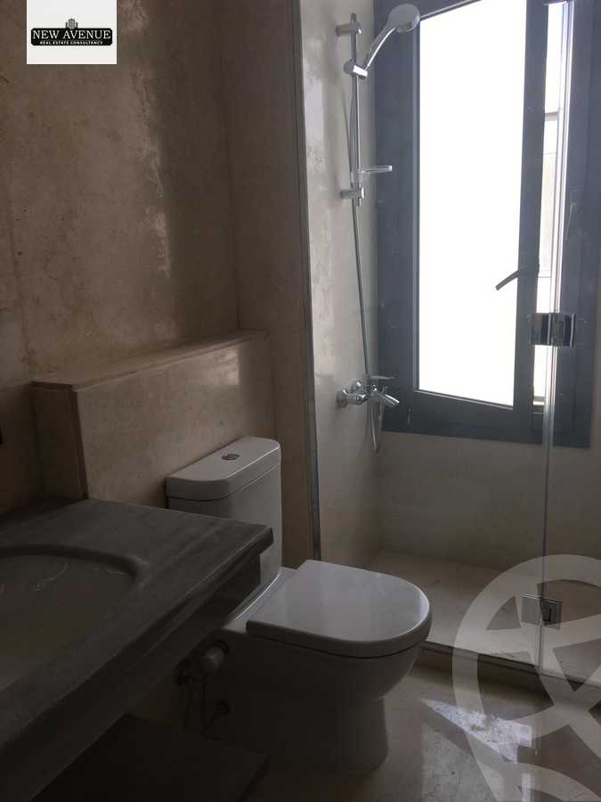https://aqarmap.com.eg/ar/listing/6360477-for-sale-cairo-el-sheikh-zayed-city-compounds-kmbwnd-ljry-swdyk