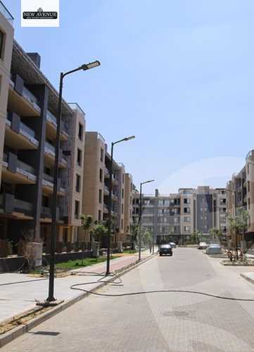 https://aqarmap.com.eg/en/listing/6362928-for-sale-cairo-new-cairo-compounds-azad