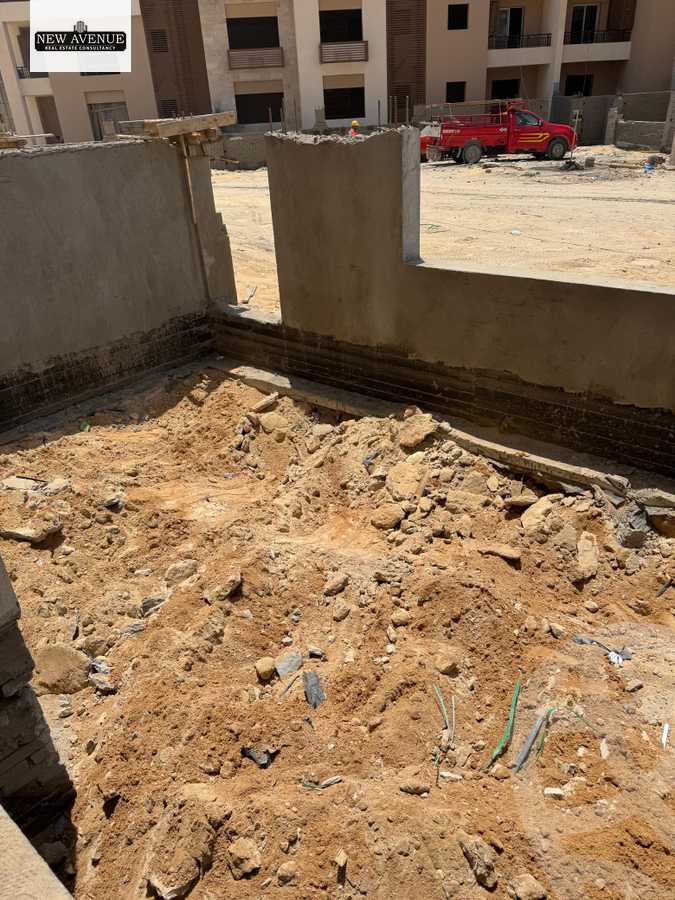 https://aqarmap.com.eg/ar/listing/5917696-for-sale-cairo-new-cairo-compounds-tag-city-lake-park-taj-city