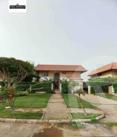 https://aqarmap.com.eg/en/listing/6365262-for-sale-cairo-el-sheikh-zayed-city-compounds-el-rabwa