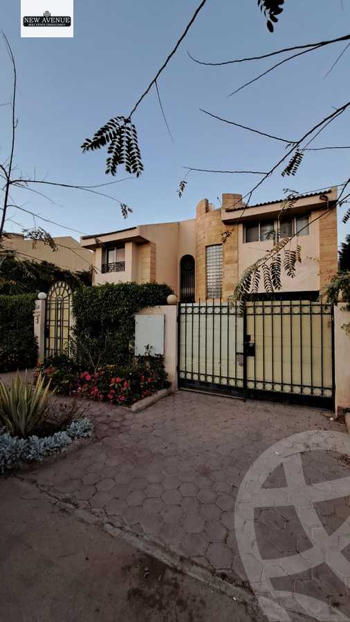 https://aqarmap.com.eg/en/listing/6365262-for-sale-cairo-el-sheikh-zayed-city-compounds-el-rabwa