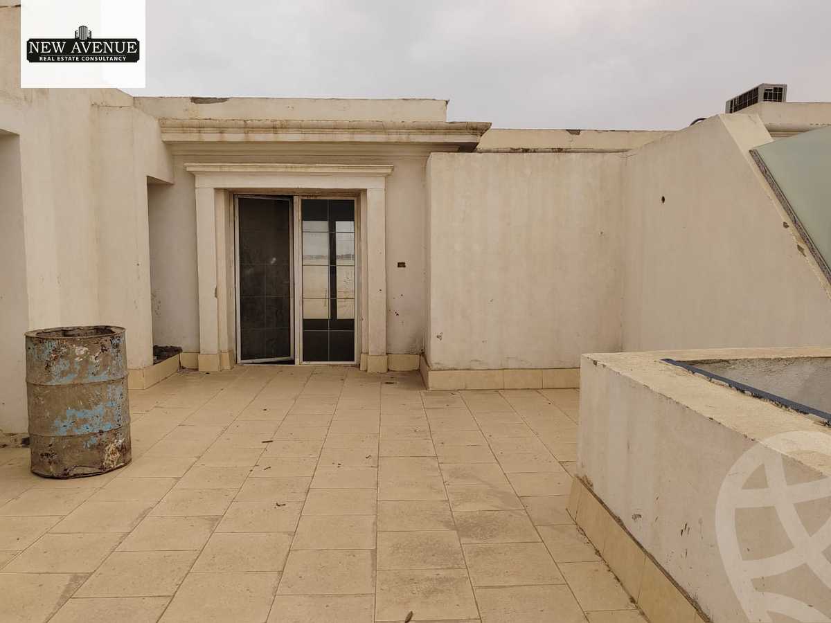 https://aqarmap.com.eg/ar/listing/6365907-for-sale-cairo-new-cairo-compounds-mountain-view-hyde-park