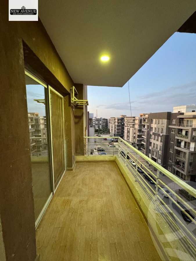 https://aqarmap.com.eg/en/listing/6366086-for-sale-cairo-new-cairo-compounds-dar-misr-el-koronfel