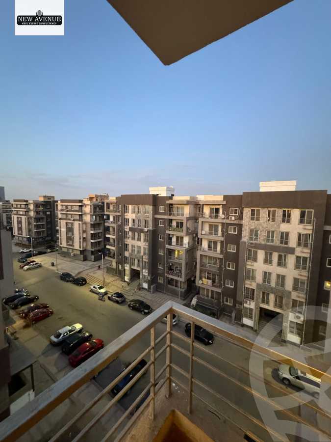 https://aqarmap.com.eg/en/listing/6366086-for-sale-cairo-new-cairo-compounds-dar-misr-el-koronfel