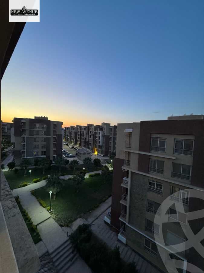 https://aqarmap.com.eg/en/listing/6366086-for-sale-cairo-new-cairo-compounds-dar-misr-el-koronfel