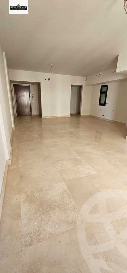 https://aqarmap.com.eg/ar/listing/6366136-for-sale-cairo-el-shorouk-compounds-al-burouj-compound-imkan