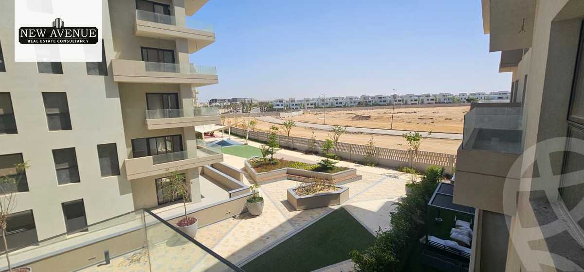 https://aqarmap.com.eg/ar/listing/6366136-for-sale-cairo-el-shorouk-compounds-al-burouj-compound-imkan