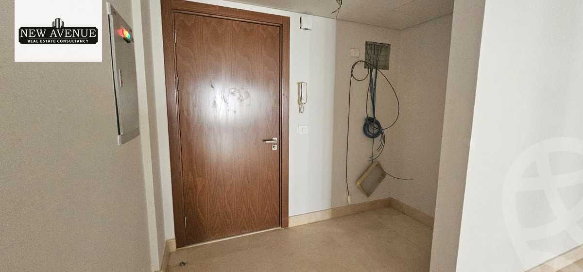 https://aqarmap.com.eg/ar/listing/6366136-for-sale-cairo-el-shorouk-compounds-al-burouj-compound-imkan