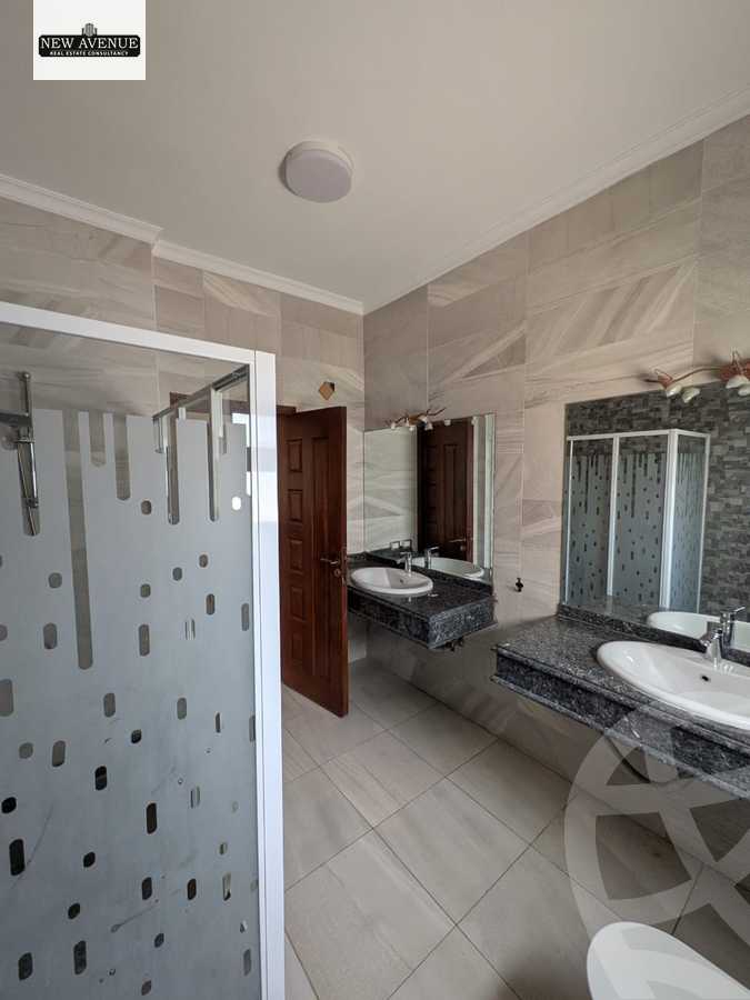 https://aqarmap.com.eg/en/listing/6366228-for-sale-cairo-new-cairo-compounds-les-rois