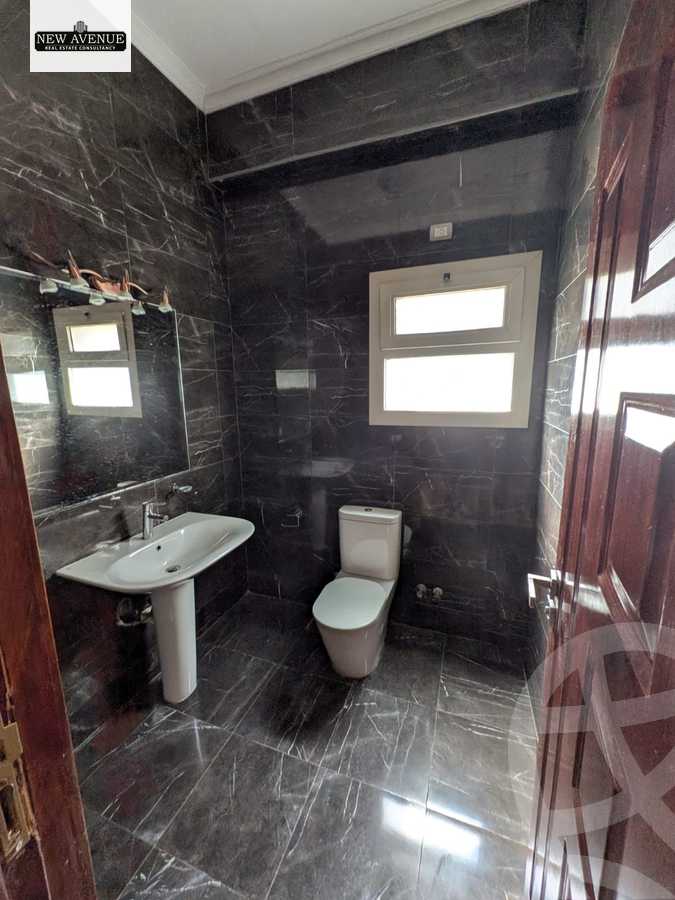 https://aqarmap.com.eg/en/listing/6366228-for-sale-cairo-new-cairo-compounds-les-rois