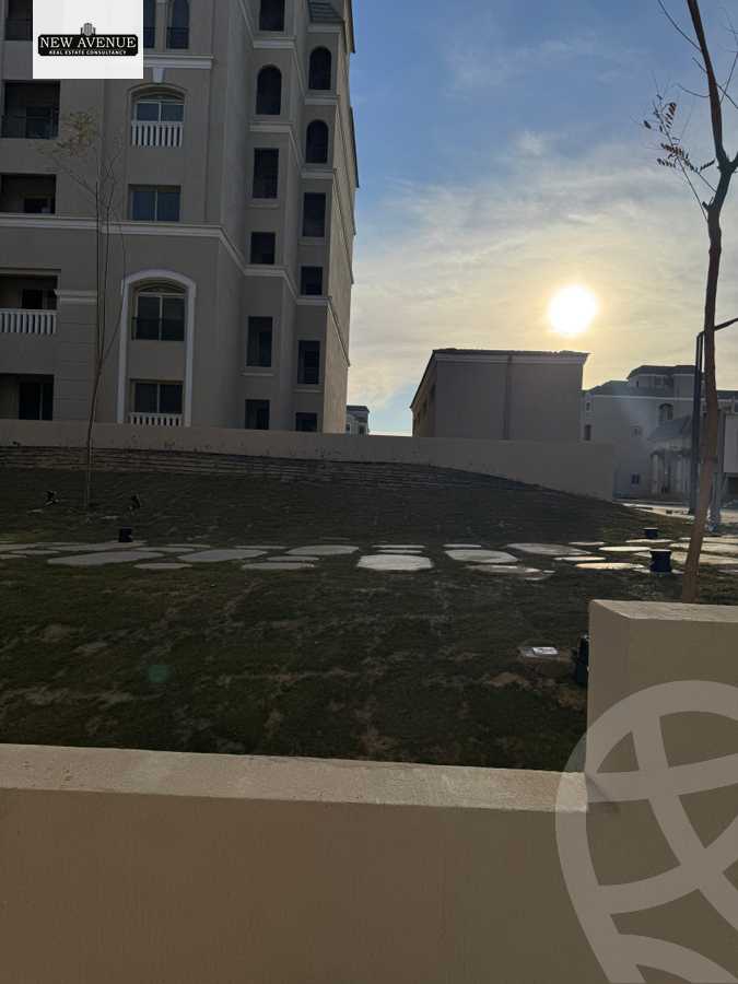 https://aqarmap.com.eg/ar/listing/6368191-for-sale-cairo-new-cairo-lmstqbl-syty-compounds-lavenir