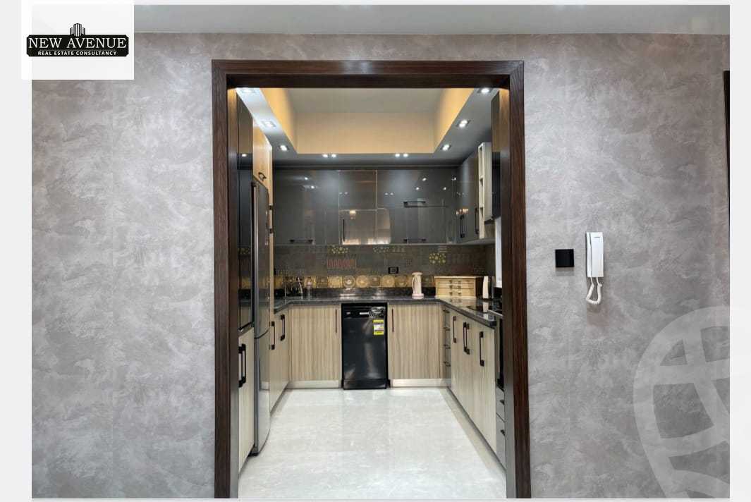 https://aqarmap.com.eg/en/listing/6368782-for-sale-cairo-new-cairo-compounds-hyde-park-centre-ville-hyde-park