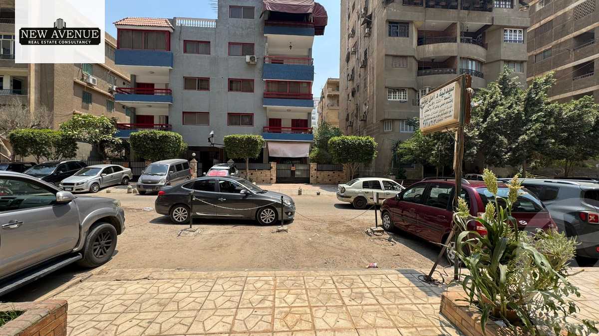 https://aqarmap.com.eg/ar/listing/6372759-for-sale-cairo-nasr-city-compounds-el-serag-mall