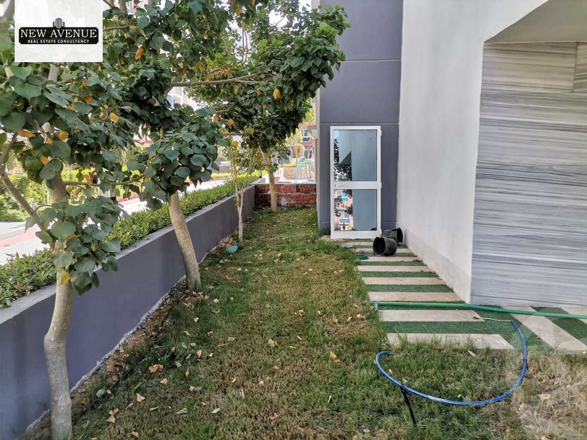 https://aqarmap.com.eg/en/listing/6372839-for-sale-cairo-new-cairo-compounds-mwrd-fq-llttwyr