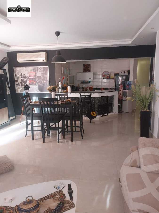 https://aqarmap.com.eg/en/listing/6372906-for-sale-cairo-new-cairo-compounds-mountain-view-hyde-park