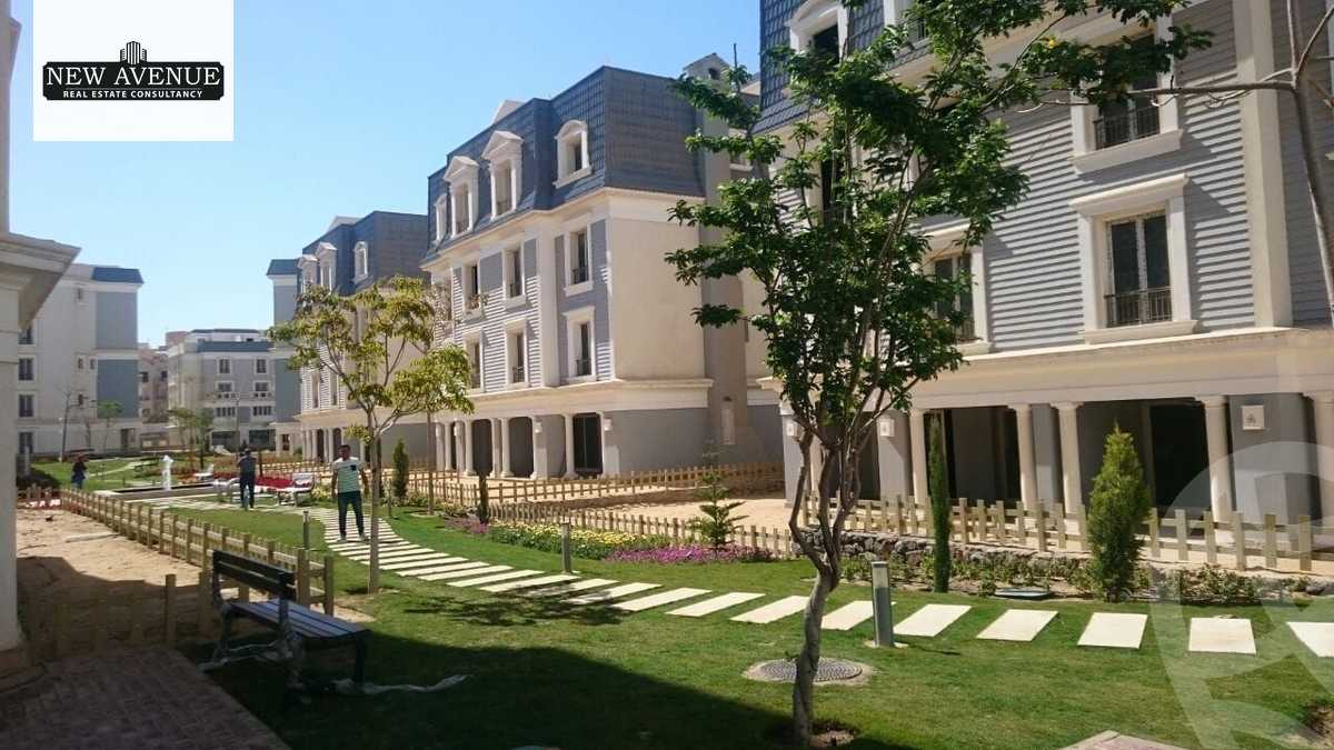 https://aqarmap.com.eg/en/listing/6372906-for-sale-cairo-new-cairo-compounds-mountain-view-hyde-park