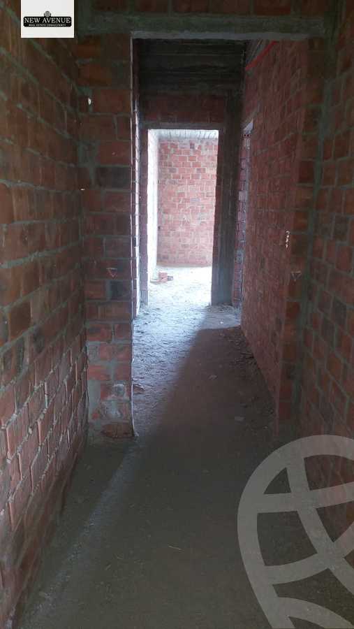 https://aqarmap.com.eg/ar/listing/6372937-for-sale-cairo-new-cairo-compounds-galleria-moon-valley