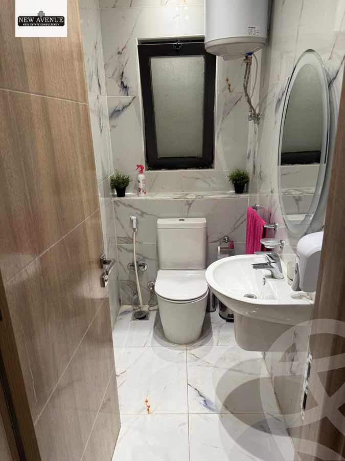 https://aqarmap.com.eg/ar/listing/6372983-for-sale-cairo-new-cairo-compounds-lakeview-residence