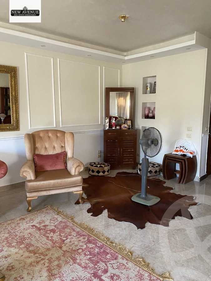 https://aqarmap.com.eg/ar/listing/6373085-for-sale-cairo-new-cairo-first-settlement-mhwr-mstfy-kml