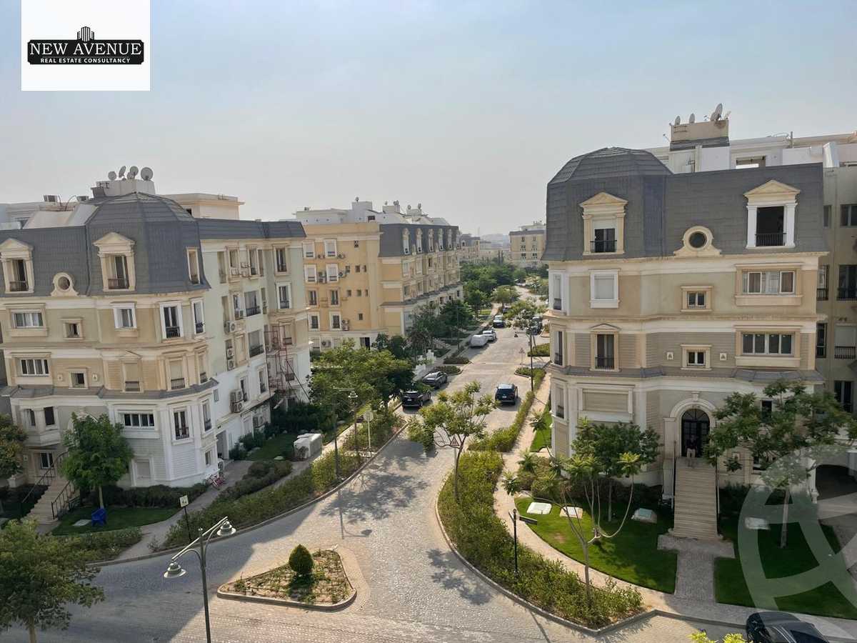 https://aqarmap.com.eg/ar/listing/6373126-for-sale-cairo-new-cairo-compounds-mountain-view-hyde-park