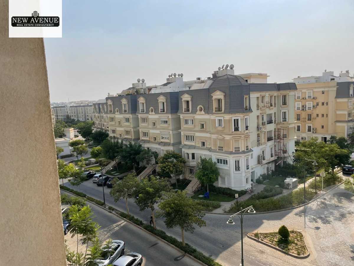 https://aqarmap.com.eg/ar/listing/6373126-for-sale-cairo-new-cairo-compounds-mountain-view-hyde-park
