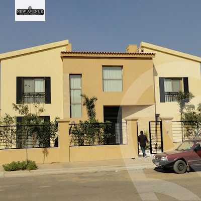 https://aqarmap.com.eg/ar/listing/6374385-for-sale-cairo-el-sheikh-zayed-city-compounds-kmbwnd-ljry-swdyk