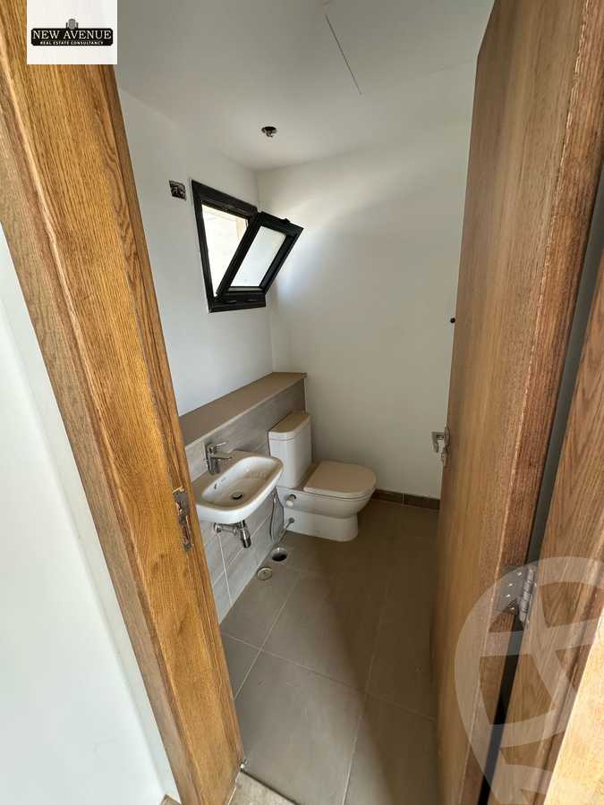 https://aqarmap.com.eg/ar/listing/6375304-for-sale-cairo-el-shorouk-compounds-al-burouj-compound-imkan
