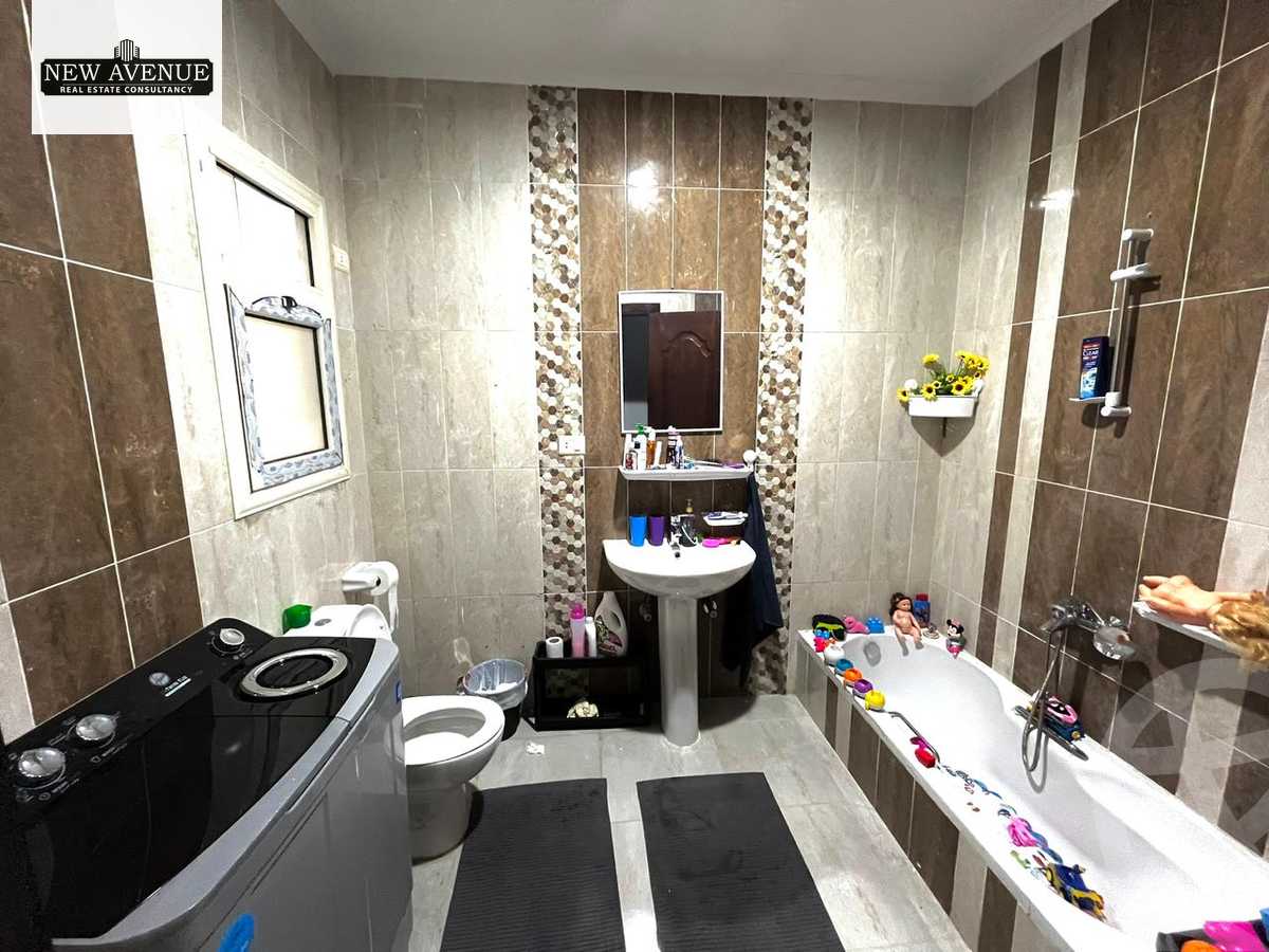 https://aqarmap.com.eg/en/listing/6375495-for-sale-cairo-new-cairo-el-banafsg-el-banafsag-omarat-al-gabri-st
