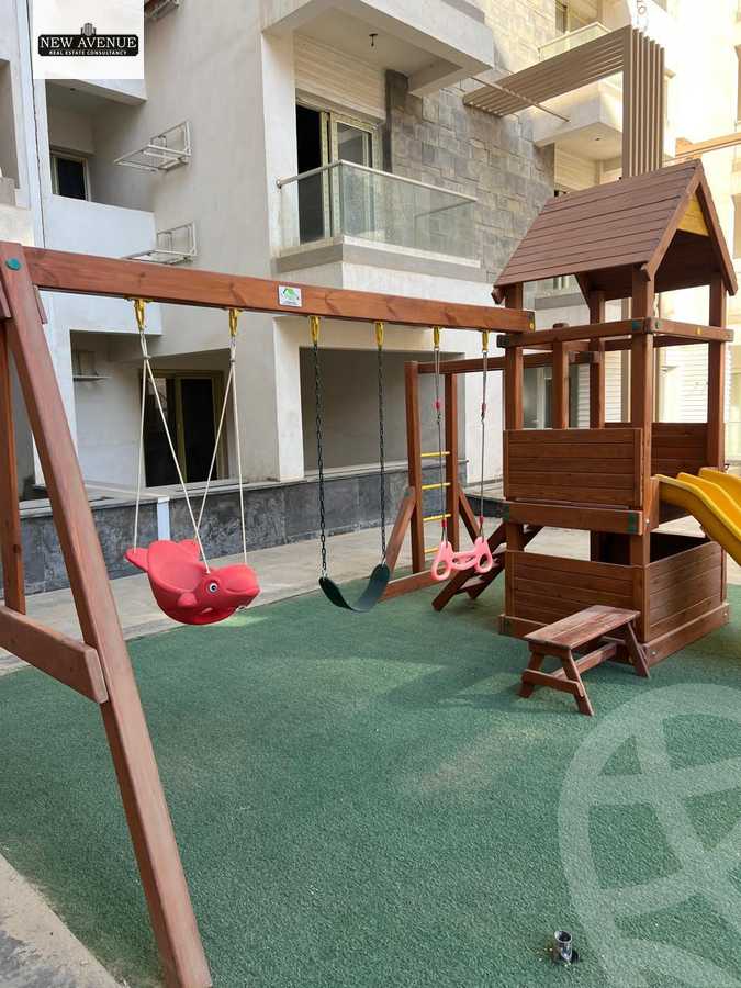 https://aqarmap.com.eg/ar/listing/6375789-for-sale-cairo-new-cairo-compounds-mwntn-fyw-y-syty-club-park-mountain-view-icity