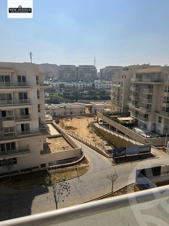 https://aqarmap.com.eg/ar/listing/6375789-for-sale-cairo-new-cairo-compounds-mwntn-fyw-y-syty-club-park-mountain-view-icity