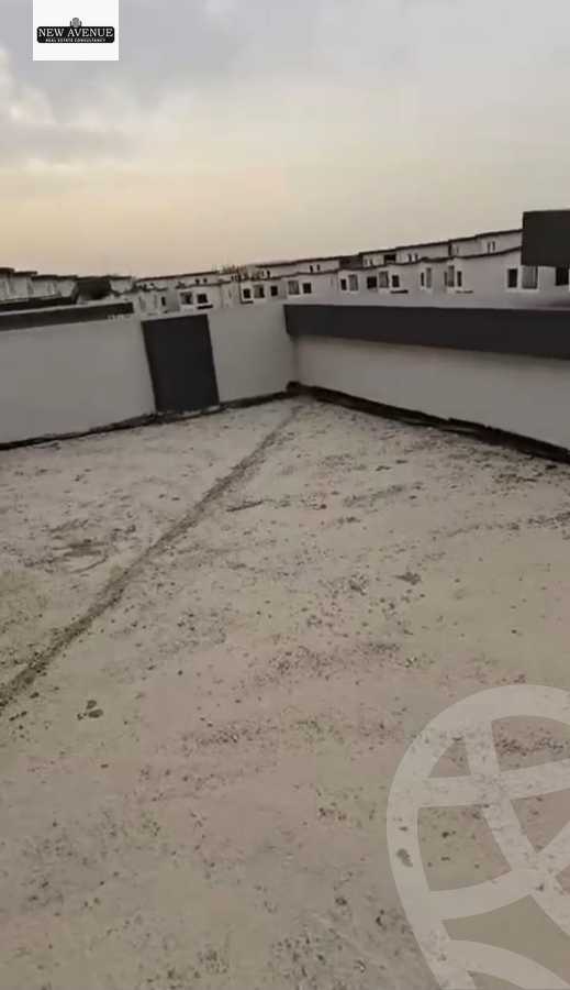 https://aqarmap.com.eg/en/listing/6375804-for-sale-cairo-new-cairo-compounds-kmbwnd-kryk-twn-il-cazar