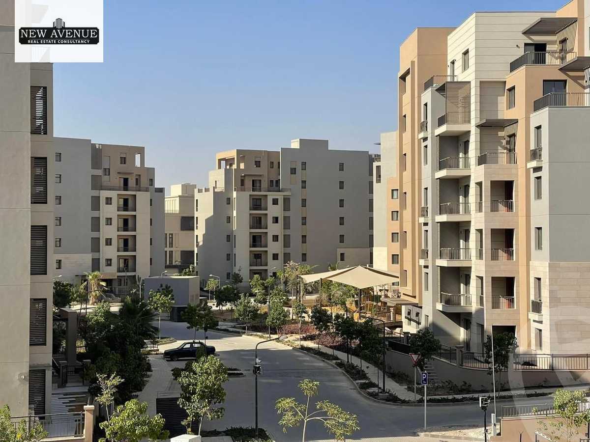 https://aqarmap.com.eg/en/listing/6378911-for-sale-cairo-new-cairo-compounds-district-5-the-plateau-district-5