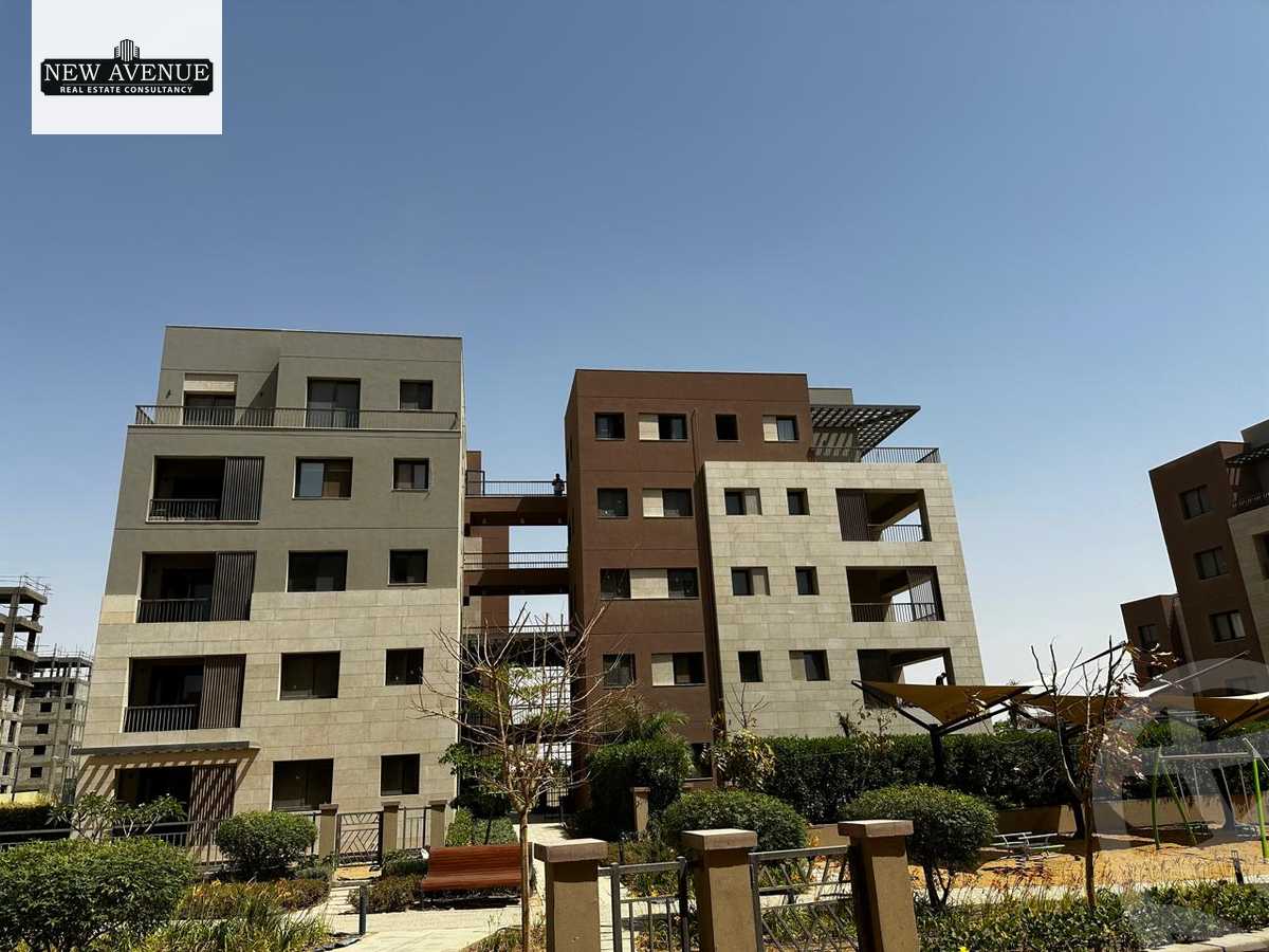 https://aqarmap.com.eg/en/listing/6378969-for-sale-cairo-new-cairo-compounds-district-5-the-plateau-district-5