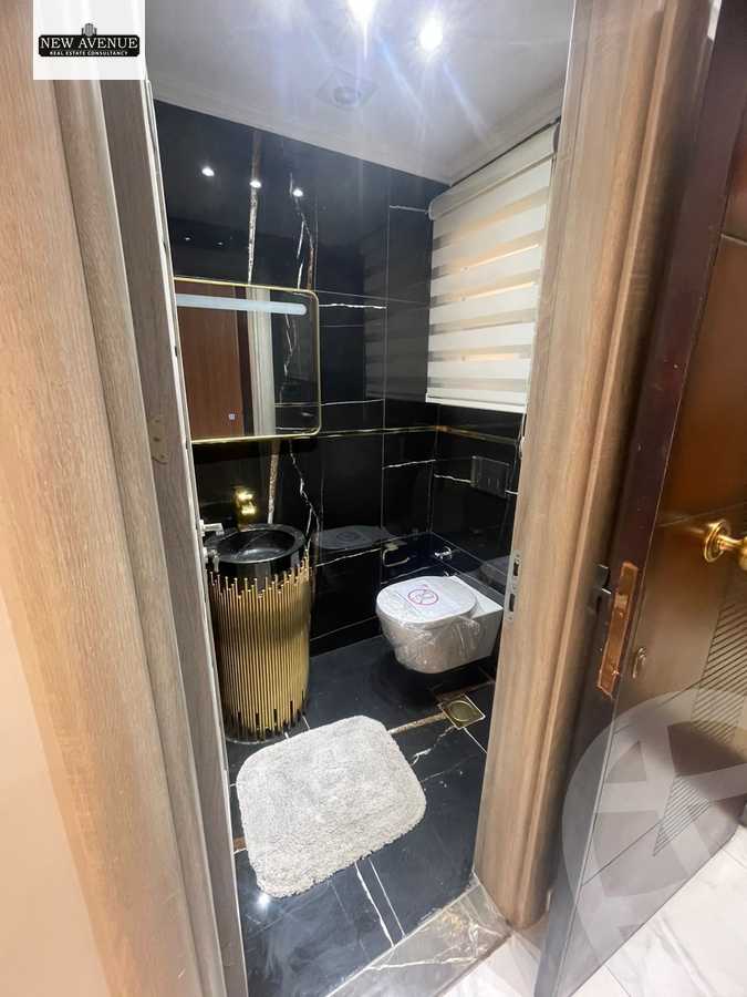 https://aqarmap.com.eg/ar/listing/6379045-for-sale-cairo-new-cairo-compounds-mwrd-fq-llttwyr
