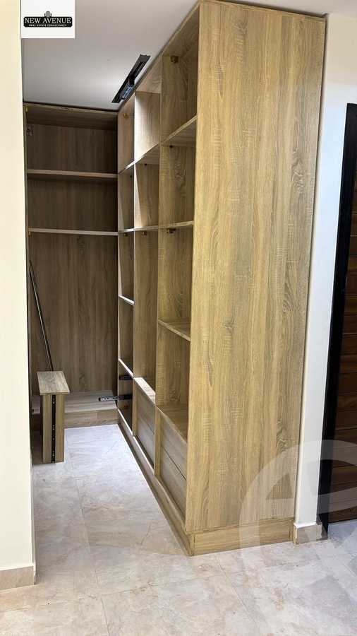 https://aqarmap.com.eg/en/listing/6379060-for-sale-cairo-new-cairo-compounds-moon-valley
