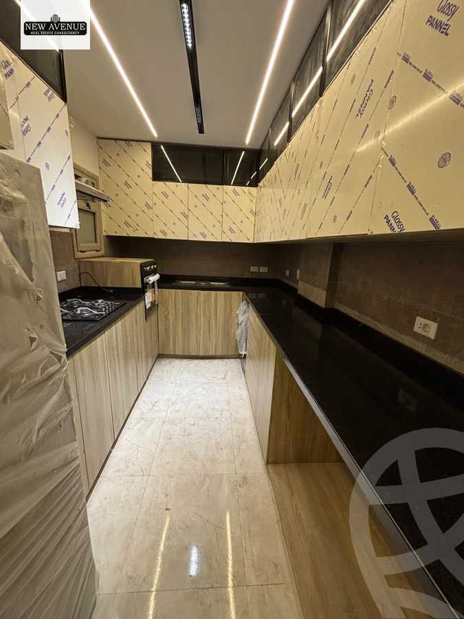 https://aqarmap.com.eg/en/listing/6379060-for-sale-cairo-new-cairo-compounds-moon-valley